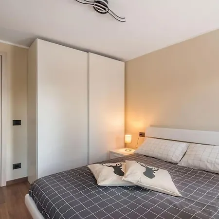 Casa Sulle Piste Ski&sky Lägenhet *